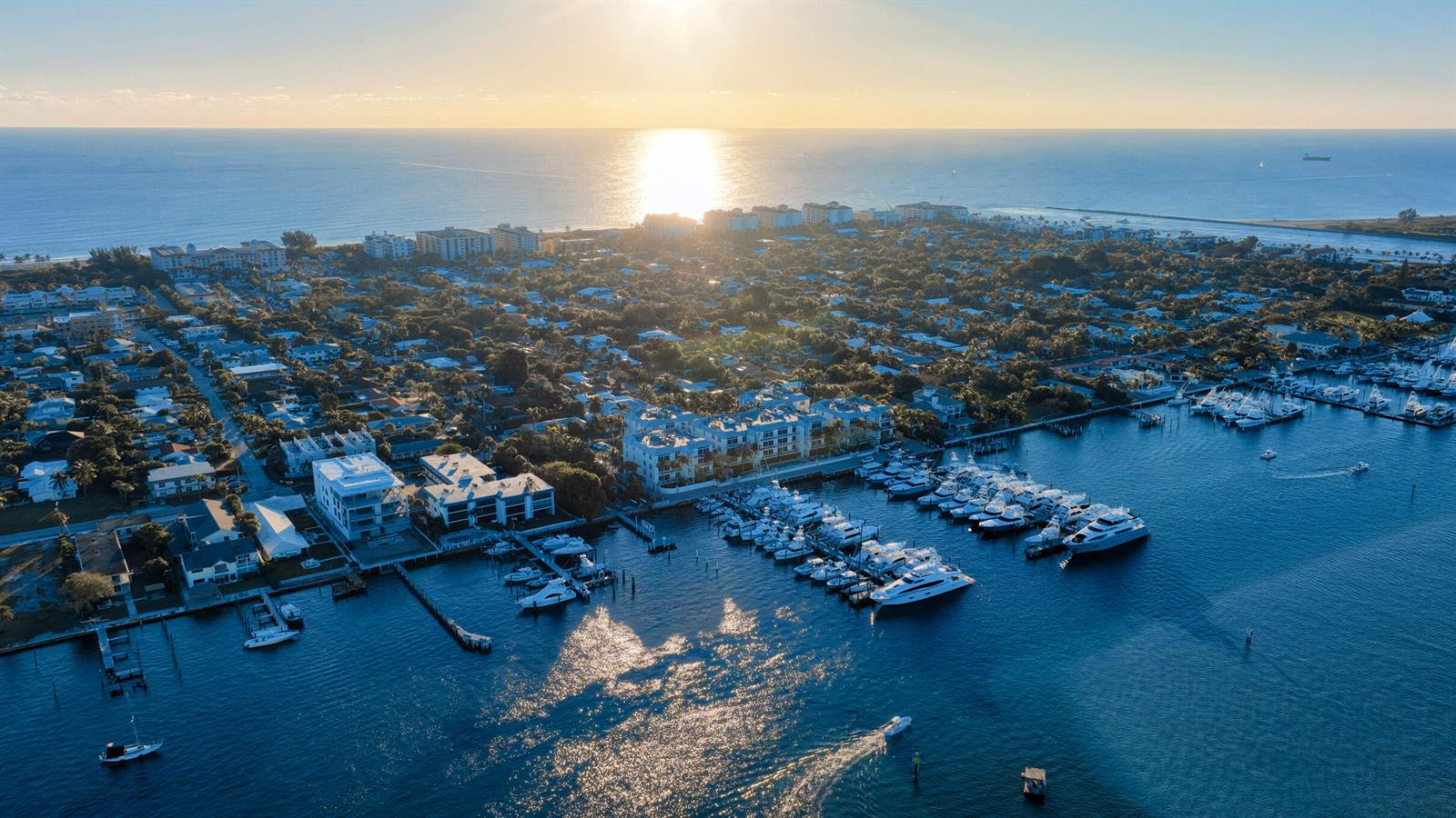 Residential in Palm Beach Shores 2