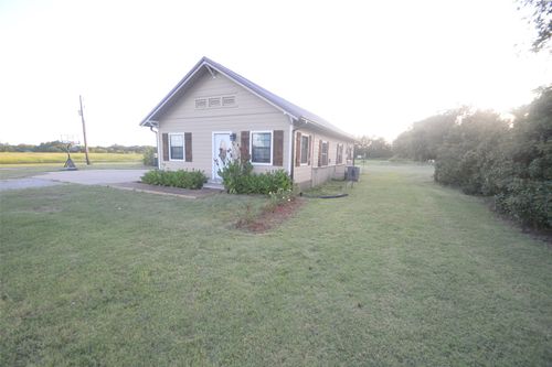 261 Red Rd, Howe, TX, 75459-3545 | Card Image