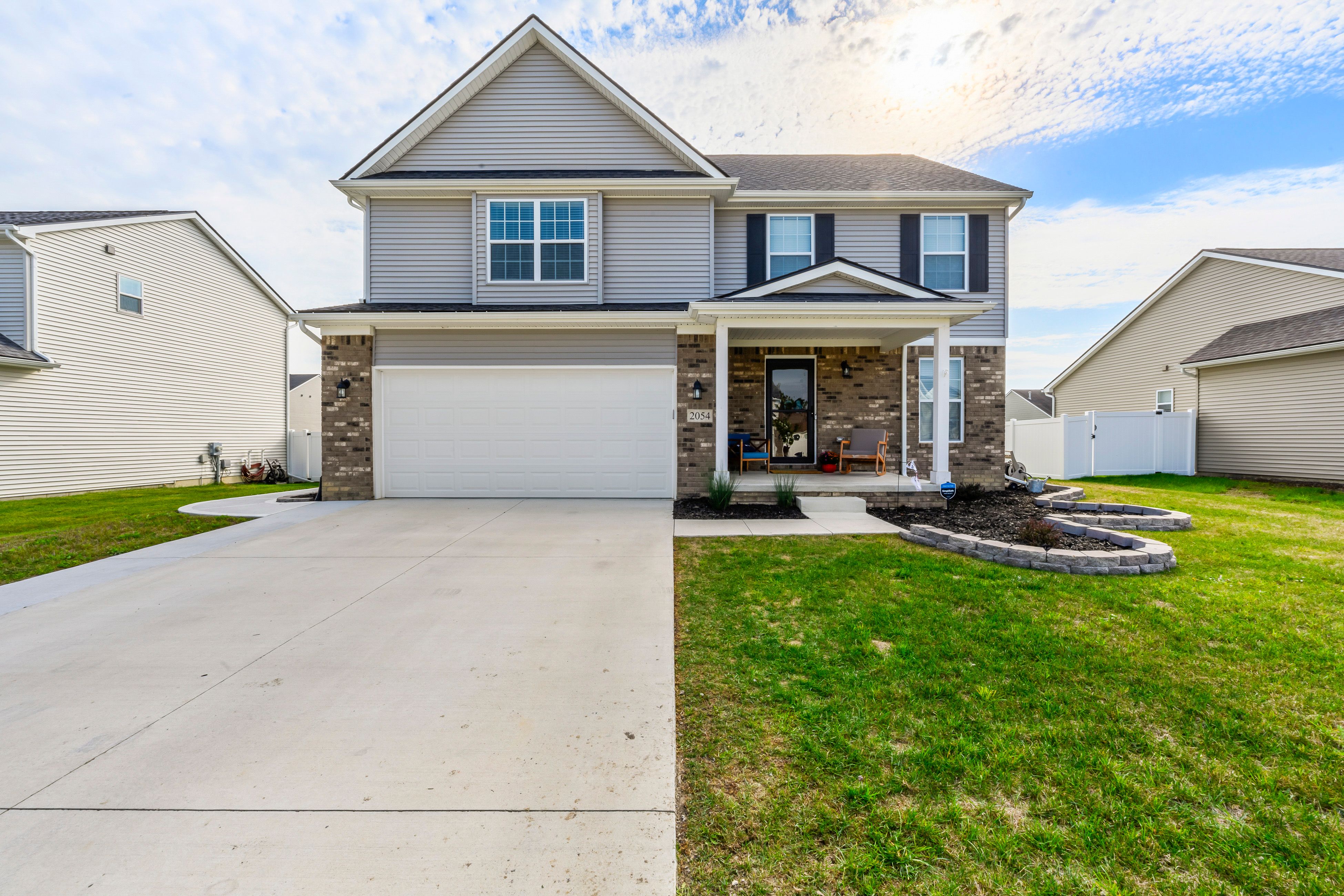 Monohan Dr, Monroe, MI 48162