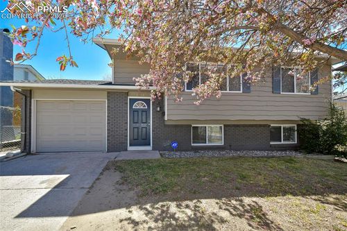 2113 Saranac Dr, Colorado Springs, CO, 80910-3349 | Card Image