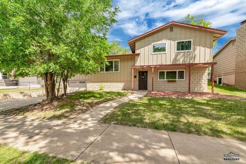 3902 Brookside Dr, Rapid City, SD, 57702-2219 | Card Image