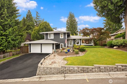 12619 Se 75th St, Newcastle, WA, 98056-1308 | Card Image
