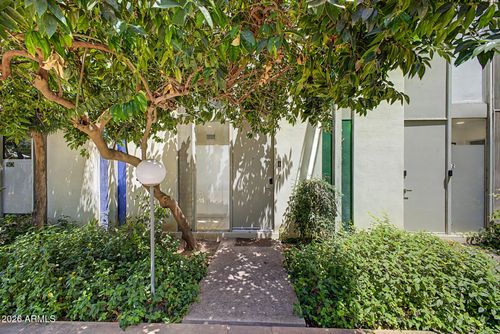 51-4411 N 40th St, Phoenix, AZ, 85018-4137 | Card Image