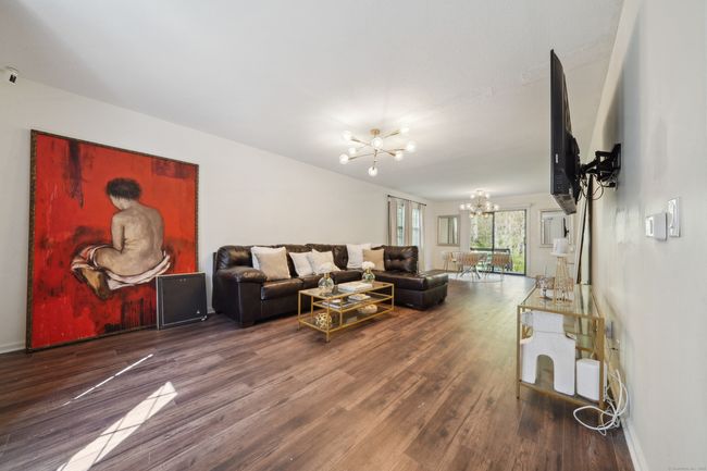 7 - 7 Derbyshire, Condo with 3 bedrooms, 3 bathrooms and 2 parking in Derby CT | Image 10