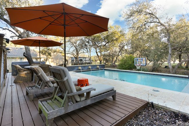136 Falling Water Dr, House other with 3 bedrooms, 3 bathrooms and null parking in Spring Branch TX | Image 36