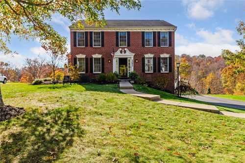 3051 Willowbrook Dr, Bridgeville, PA, 15017-1585 | Card Image