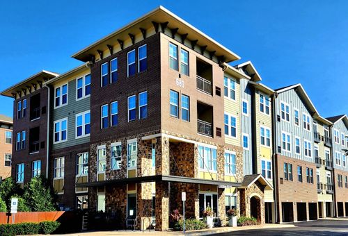 unit-1101-680 E Algonquin Rd, Schaumburg, IL, 60173-3830 | Card Image