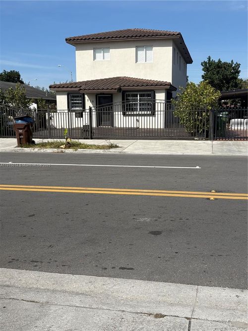 0-819 E 26th St, Hialeah, FL, 33013-3408 | Card Image