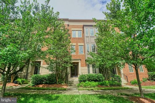 22816 Goldsborough Ter, BRAMBLETON, VA, 20148-5729 | Card Image