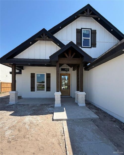 8110 N 48th Ln, McAllen, TX, 78504-0958 | Card Image