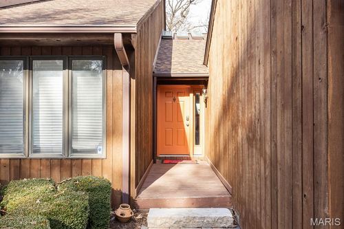 23 Persimmon Rdg, Belleville, IL, 62223-3946 | Card Image