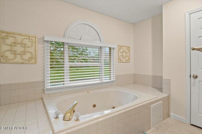 1432 Knightsbridge Dr, House other with 4 bedrooms, 4 bathrooms and null parking in Knoxville TN | Image 25