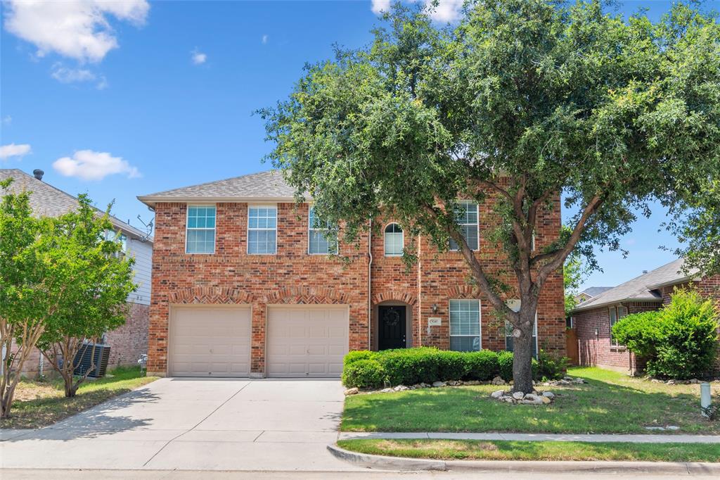 Conestoga Dr, Fort Worth, TX 76131