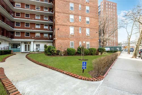 9a-97-40 62nd Dr, Rego Park, NY, 11374-1325 | Card Image