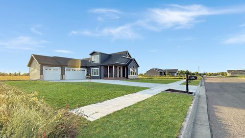 1508 Ellis Ave, Marshall, MN, 56258-2604 | Card Image