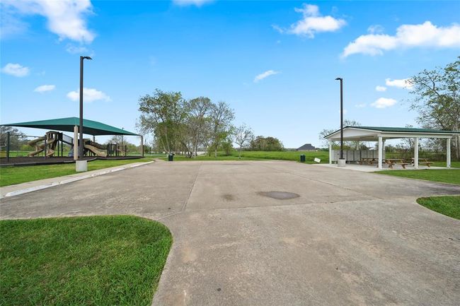 Community Amenities | Image 14