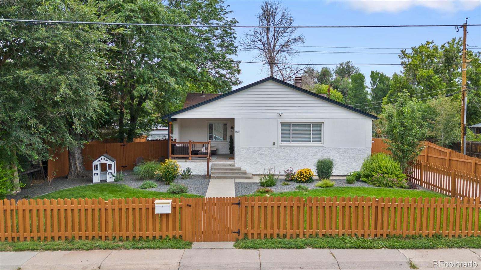 Floyd Ave, Englewood, CO 80113