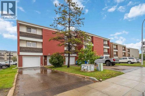 65-400 Silin Forest Rd, Fort Mcmurray, AB, T9H3S5 | Card Image