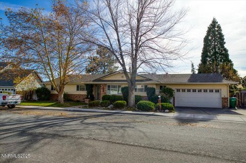 3880 Piccadilly Dr, Reno, NV, 89509-5625 | Card Image