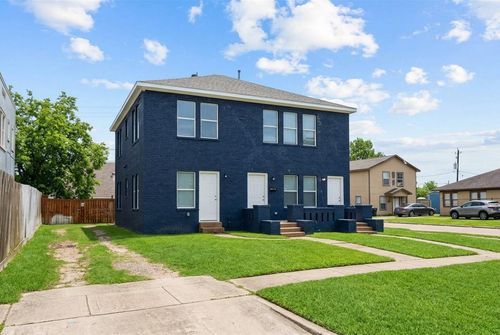 a-122 Pineview Dr, Houston, TX, 77012-1466 | Card Image