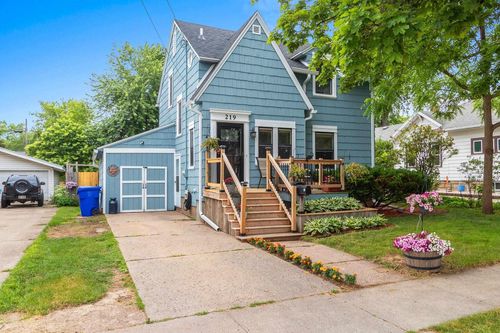 219 E Hancock Street, APPLETON, WI, 54911 | Card Image