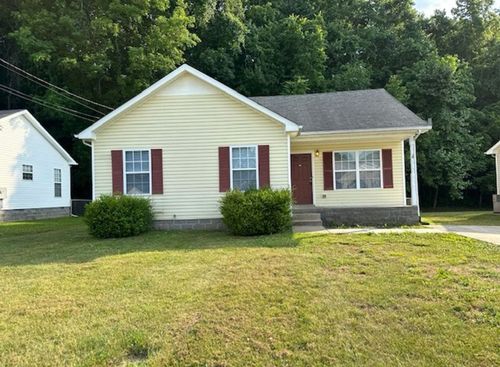 2965 Core Dr, Clarksville, TN, 37040-2861 | Card Image