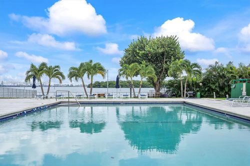 apt-2k-880 Ne 69th St, Miami, FL, 33138-5737 | Card Image