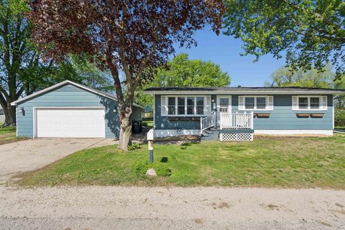 308 Spruce St, La Porte City, IA, 50651-1633 | Card Image