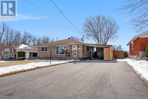 1513 Frances Ann Ave, Cornwall, ON, K6H2L3 | Card Image