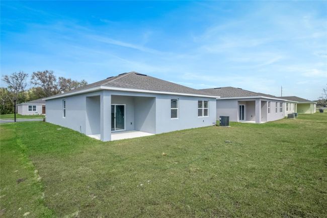 8928 Nuthatcher Dr, House other with 3 bedrooms, 2 bathrooms and null parking in LEESBURG FL | Image 28