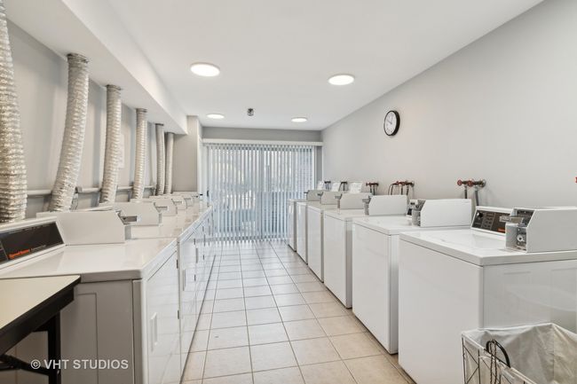 APT-105 - 625 W Huntington Commons Rd, Condo with 1 bedrooms, 1 bathrooms and 1 parking in Mount Prospect IL | Image 17