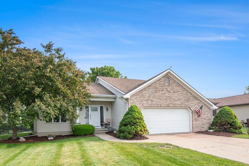 743 Fieldview Dr, Grand Ledge, MI, 48837-9193 | Card Image