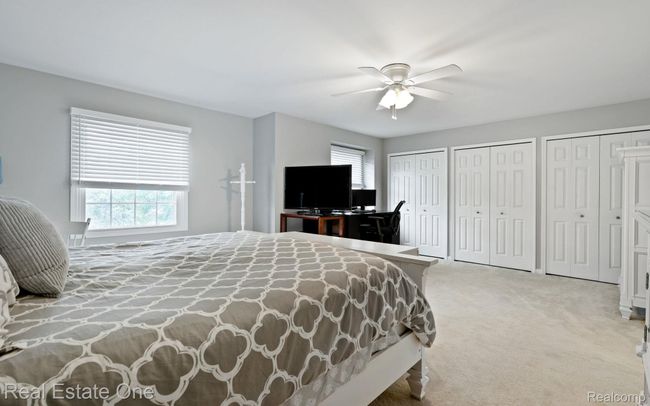 20-web-or-mls-438 Oakgrove Ct-20.jpg | Image 16