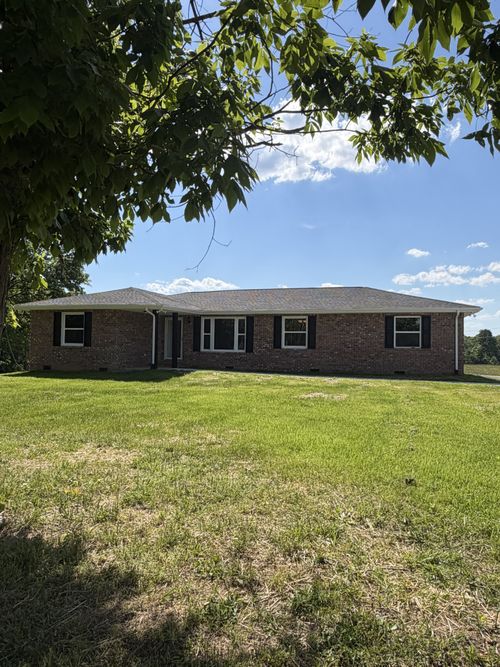 2280 Graham Cemetery Rd, Clarksville, TN, 37043-8717 | Card Image