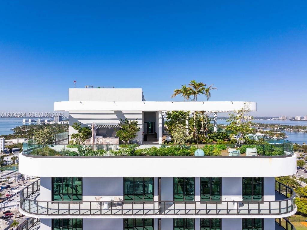 Residential Lease in Miami Beach 5
