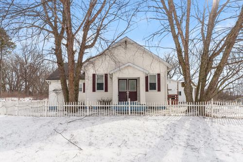61965 County Road 384, Bangor, MI, 49013-9430 | Card Image