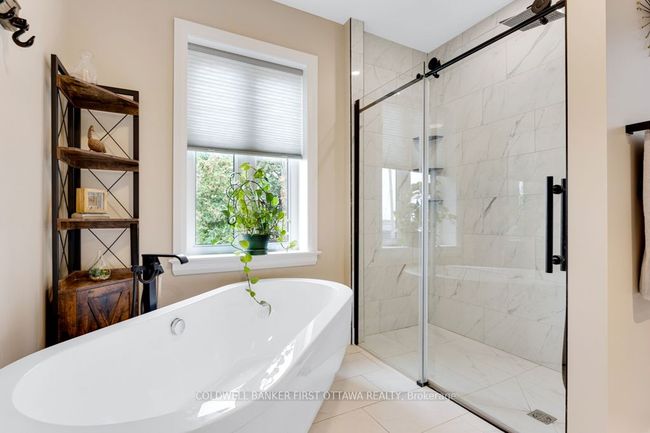 38 Tuttle Pt, House other with 3 bedrooms, 3 bathrooms and 6 parking in Johnstown ON | Image 22