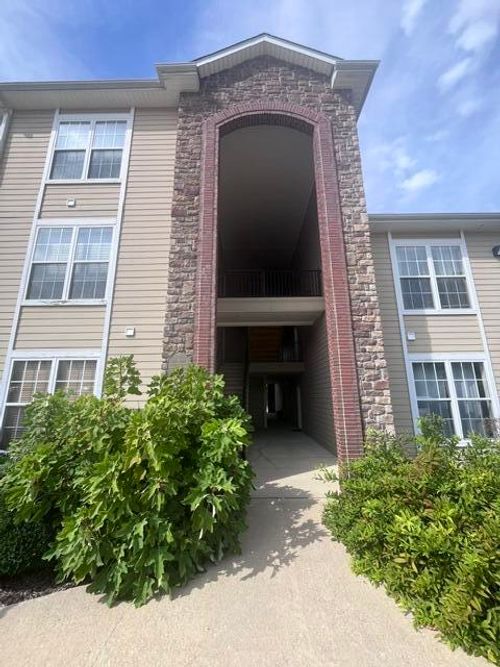 202-4008 W Worley St, COLUMBIA, MO, 65203 | Card Image