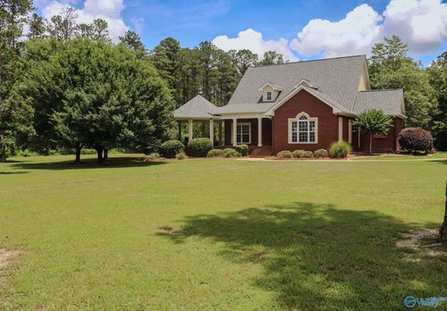 352 Pleasant Valley Rd, Rainbow City, AL, 35906-8204 | Card Image