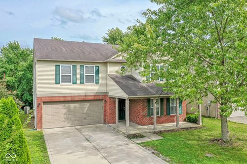 9025 Stones Bluff Place, Indianapolis, IN, 46113 | Card Image