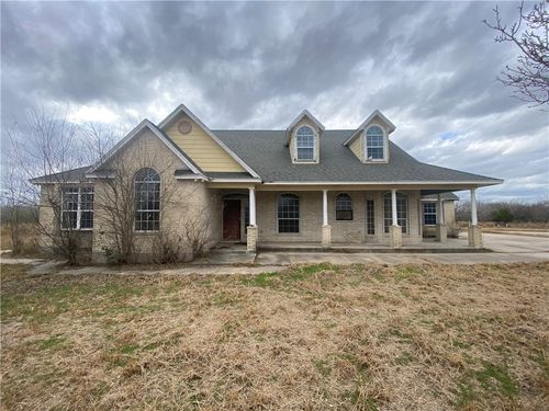 527 County Road 137, Alice, TX, 78332-7857 | Card Image