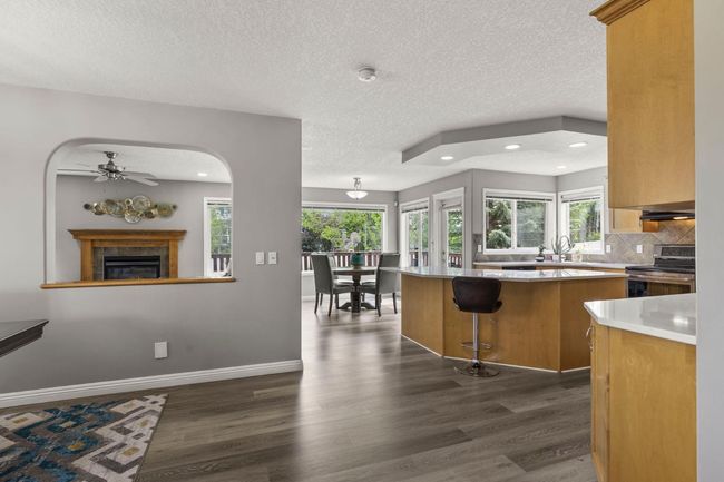 38 Simcoe Crescent Sw, House other with 4 bedrooms, 4 bathrooms and 4 parking in Calgary AB | Image 6