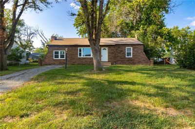 View of ranch-style house | Image 2