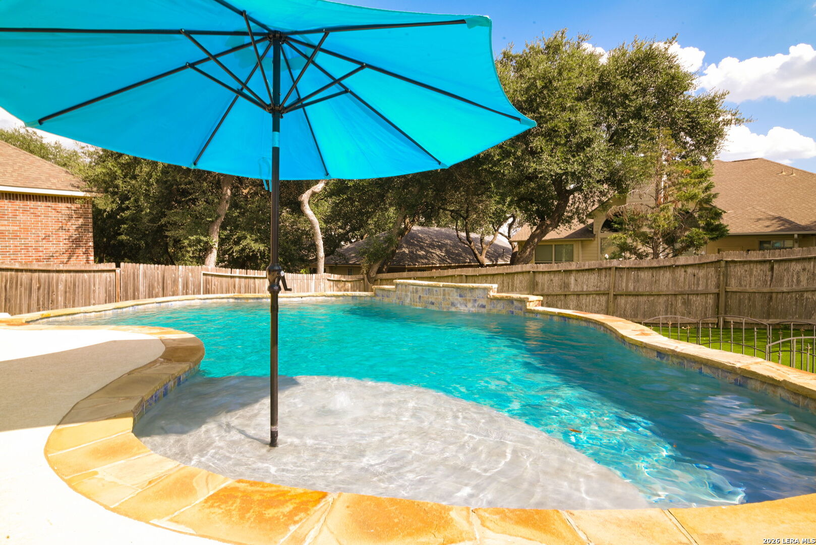 Residential in Helotes