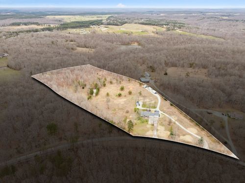 165 Pond Creek Rd, Summertown, TN, 38483-5128 | Card Image