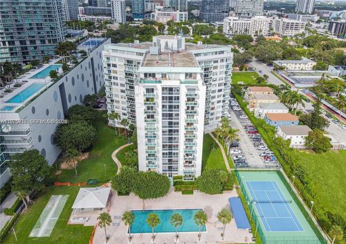 ph-3-3301 Ne 5th Ave, Miami, FL, 33137-4028 | Card Image