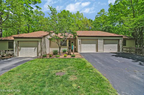 384 Lake Catherine Ct, Crossville, TN, 38558-7898 | Card Image