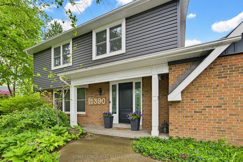 1390 Peerless Crt, Oakville, ON, L6H3A4 | Card Image