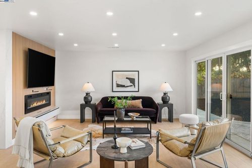 42795 Deauville Park Ct, Fremont, CA, 94538-4024 | Card Image