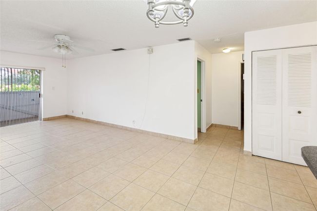 APT-16 - 3250 Nw 85 Th Ave, Condo with 2 bedrooms, 2 bathrooms and null parking in Coral Springs FL | Image 4